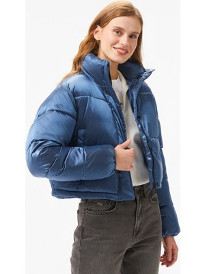 Calvin Klein Jeans Shiny Cropped Puffer Kadın Mavi Mont