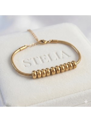 Stelia Oval Figürlü Altın Renk Topçuklu Bileklik