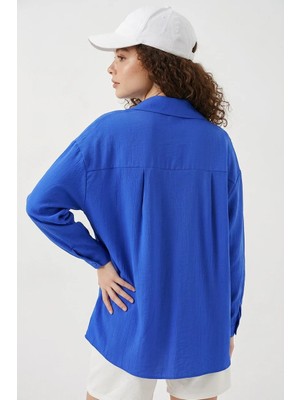 Kadın Oversize Pamuklu Saks Gömlek