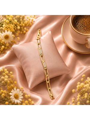 Jammy Jewerly Gold Dikdörtgen Halka Taş Detaylı Çelik Bileklik – Modern ve Minimal Tasarım