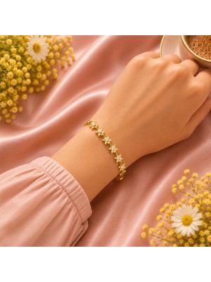 Jammy Jewerly Gold Papatya Figürlü Taş Detaylı Çelik Bileklik – Zarif ve Şık Tasarım