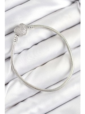Clariss Pirinç Charm Zirkon Taşlı Kalp Model Gümüş Renk Kadın Bileklik