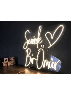 Deccor Evim Seninle Bir Ömür Yazılı Neon LED Yazı Pano