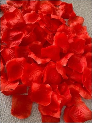 Buççin Online Mağaza  Kırmızı Yapay Gül Yaprağı 5X5CM 96 Adet Plastik Çok Renkli