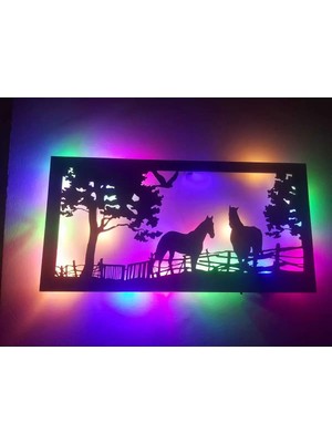Buççin Online Mağaza  LED Işıklı Ahşap At Çiflliği Dekorlu Gece Lambası Ahşap Siyah