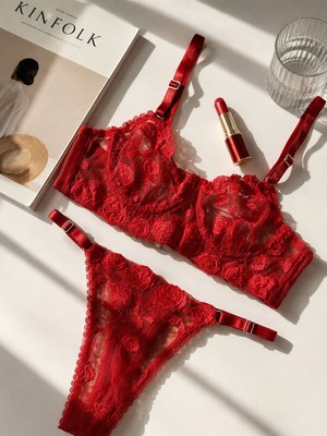 Love Secret Kadın Kırmızı Çiçek Nakışlı Dantelli Balenli Sütyen Külot Takımı