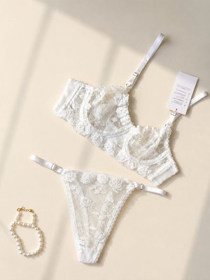 Love Secret Kadın Beyaz Çiçek Nakışlı Dantelli Balenli Sütyen Külot Takımı