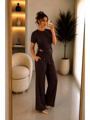 Moda Leyra Lina Fitilli Yan Büzgü Detaylı Likralı Crop Bluz Bol Paça Pantolon Ikili Takım Nefes Alabilen Terletmez Yeni Nesil Kumaş