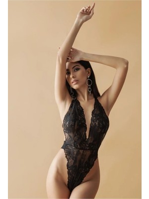 Colezium Siyah Dantelli Fantezi Bodysuit