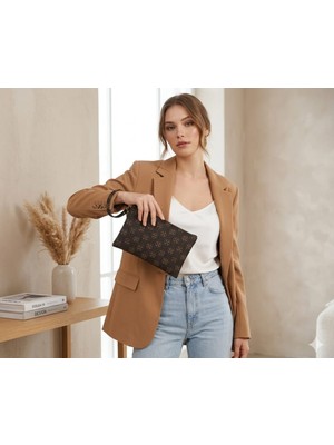 Yonca Outlet Kadın Portföy Çanta Monogram Desenli Fermuarlı El Çantası Bilek Askılı Clutch