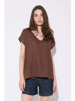 Gusto V Yaka Önü Keten Arkası Viskon Tshirt - Kahverengi