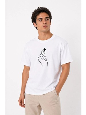 Mbb E-Ticaret Erkek Kore Parmak Kalp Aşk Temalı Minimal Baskılı Tişört Yazlık Kısa Kol T-Shirt - Beyaz
