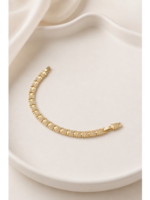 Balenbi Jewelry Kadın Taşlı Dalga Desenli Geometrik Plaka Kararmaz Çelik Bileklik 14K Gold 1139