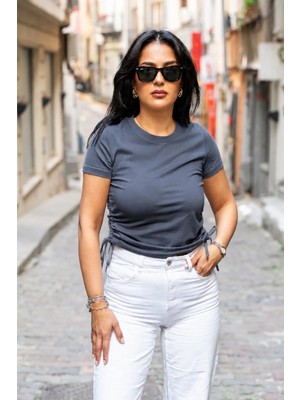Dı Loria Kadın Antrasit Yan Ayarlanabilir Büzgülü T-Shirt (%95 Pamuk)