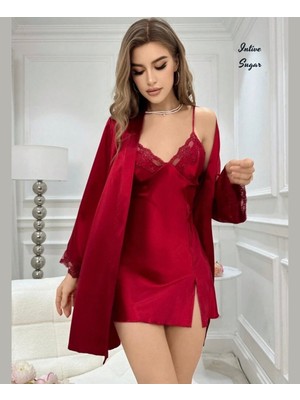 Intive Lingerie Intive Sugar Bordo Dantelli Saten Mini Etekli Yırtmaçlı Sabahlıklı Takım