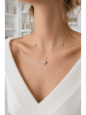 Sara Silver 925 Ayar Gümüş Minimalist Kutup Yıldızı Kadın Kolye Üçlü Yıldız Sallantılı