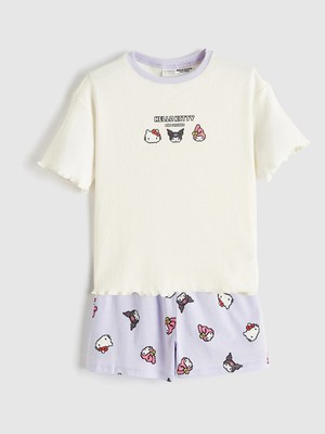 Lc Waikiki Yeni Sezon Hello Kitty ve Arkadaşları Baskılı Kız Çocuk Şortlu Pijama Takım