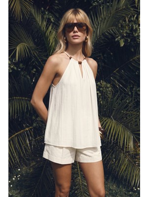 Sateen Aksesuar Detaylı Askılı Bluz