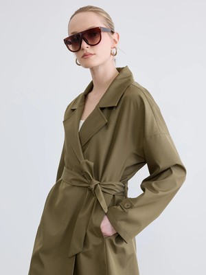 Lc Waikiki Yeni Sezon Kruvaze Yaka Kuşaklı Oversize Kadın Trençkot