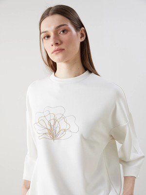 Lc Waikiki Yeni Sezon Bisiklet Yaka Nakışlı Oversize Kadın Sweatshirt Tunik