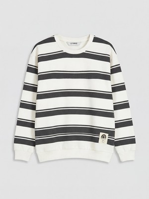 Lc Waikiki Yeni Sezon Bisiklet Yaka Çizgili Erkek Çocuk Sweatshirt