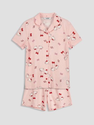 Lc Waikiki Yeni Sezon Hello Kitty Baskılı Kız Çocuk Şortlu Pijama Takımı