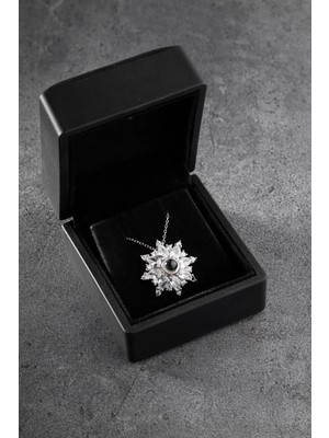 EDSA Silver 925 Ayar Gümüş 100 Dilde Seviyor Lotus Kolye