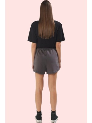 PayBuy Kadın Moda Kısa Boy Straight Kalıp Cep Detaylı Örme Şort Rahat Günlük Kullanım Kaliteli Malzeme