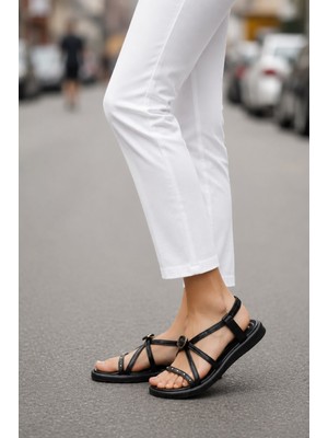 papucumun dünyası Kadın Tokalı Lastikli Şık Sandalet