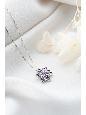 EDSA Silver 925 Ayar Gümüş Mor Lotus Çiçeği Kolye