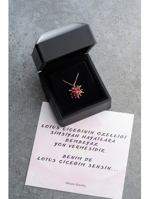 EDSA Silver 925 Ayar Gümüş Işıklı Kutu Garnet Taşlı Lotus Kolye