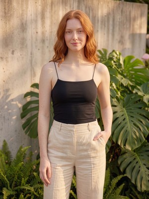 To Bare Kadın Ince Askılı Crop Atlet Basic Esnek Fit Bluz Beyaz