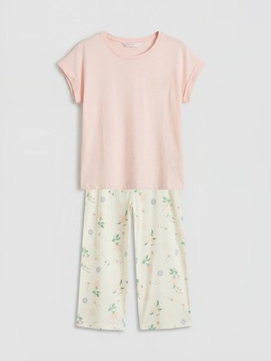 Lc Waikiki Yeni Sezon Bisiklet Yaka Desenli Kadın Kaprili Pijama Takımı