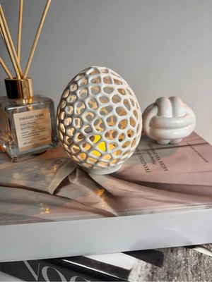 Gragold3 Design Geometrik File Form Dekoratif Obje | LED Mum Hediyeli | Mat Mermer Beyaz | Modern Masa Üstü Tasarım