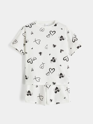 Lc Waikiki Yeni Sezon Kalp Desenli Kız Çocuk Şortlu Pijama Takımı