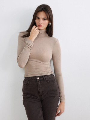 Lc Waikiki Yeni Sezon Dik Yaka Kadın Body