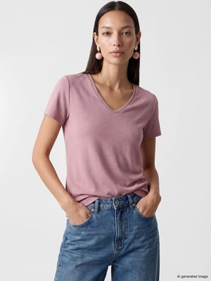Lc Waikiki Yeni Sezon V Yaka Soft Touch Kadın Tişört
