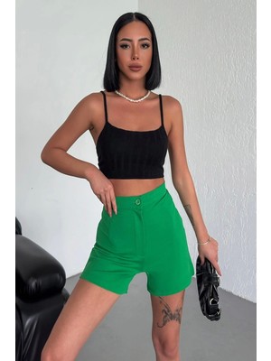 Fantastik Store Tarz ve Rahatlığı Bir Arada Sunan Yüksek Bel Esnek Likralı Krep Şort Yeşil ( Lisinya )