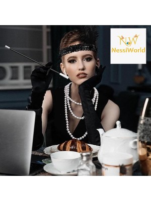 Nessi World 1920’LER Çarliston Aksesuar Seti – Inci Kolye, Eldiven, Sigara Tutucu, Siyah Saç Bandı
