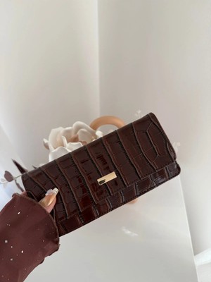 Laletto Bags Kadın Croco Dokulu Parlak Büyük Boy Cüzdan