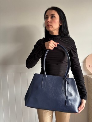 Laletto Bags Kadın Lacivert Eda Model Parlak Deri Aksesuar Detaylı Omuz Çantası -Fermuarlı