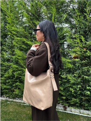 Laletto Bags Kadın Melisa Model Gümüş Kemer Detaylı Salaş Omuz Çantası