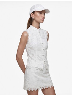 Koton Koton x Melis Ağazat - Kolsuz Floral Dokulu Dik Qipao Yaka Güpür Dantel Bluz