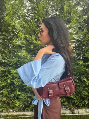 Laletto Bags Kadın Şakayık Model Toka Detaylı Baget Çanta