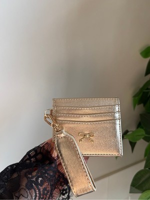 Laletto Bags Kadın Fiyonk Detaylı Anahtarlıklı Parlak Suni Deri Kartlık