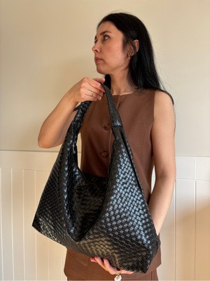 Laletto Bags Kadın Zakkum Model Örgü Detaylı Salaş Omuz Çantası