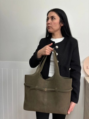 Laletto Bags Kadın Leylak Model Yavrulu Kemer Detaylı Süet Omuz Çantası