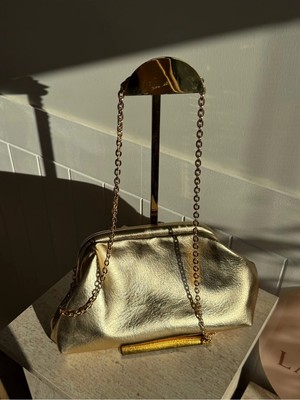 Laletto Bags Kadın Suni Parlak Deri Zincir Askı Detaylı Clutch Çanta