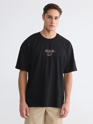 Lc Waikiki Yeni Sezon Loose Fit Bisiklet Yaka Baskılı Erkek Tişört