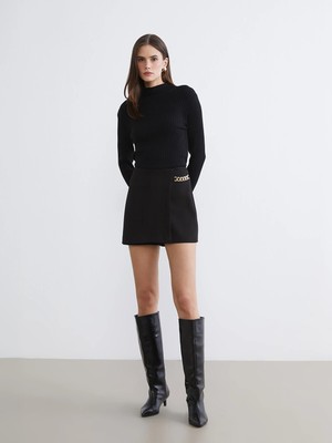 Lc Waikiki Yeni Sezon Beli Fermuarlı Zincir Detaylı Şort Etek